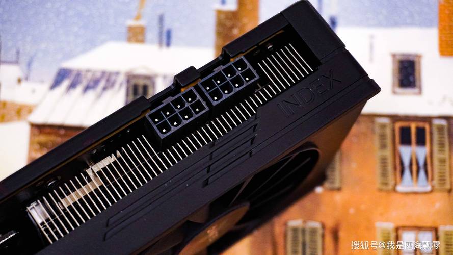 机箱内部散热风扇与冷排