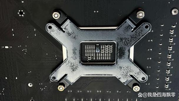 电脑内部风道与散热气流