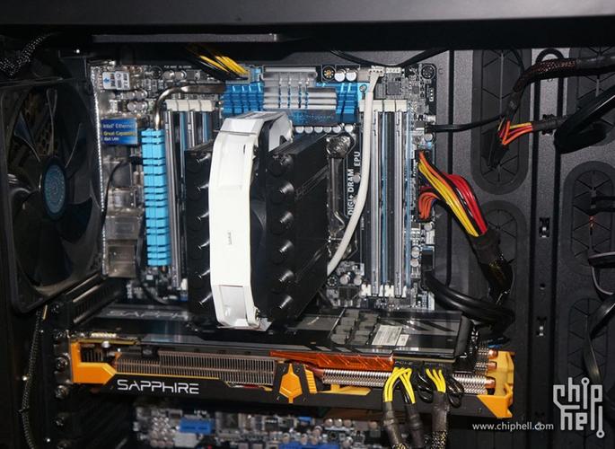 电脑风扇与散热细节