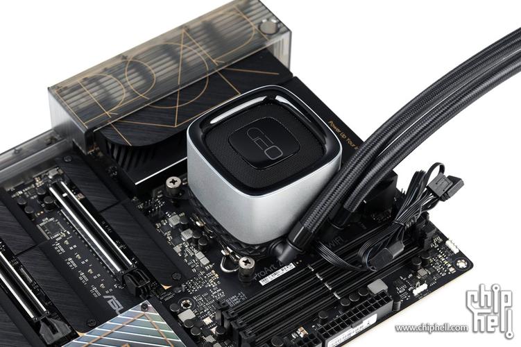 电脑硬件与散热系统