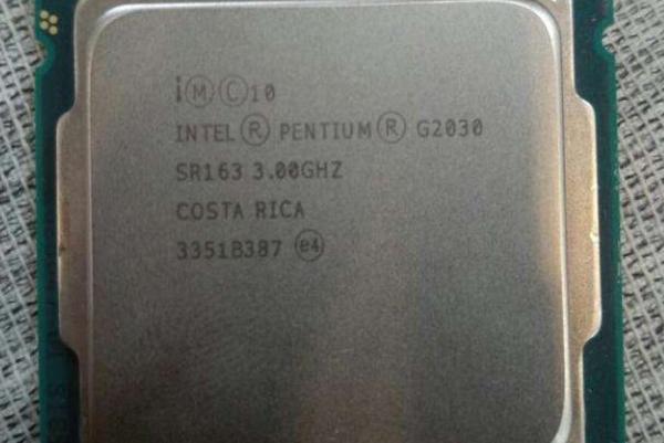 代码与性能分析屏幕