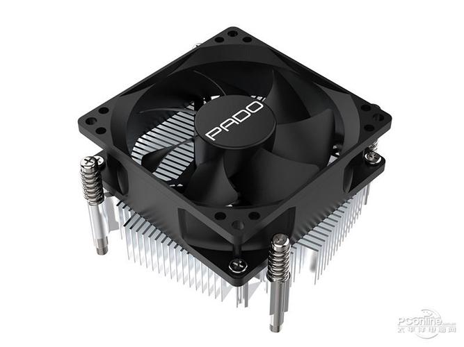 电脑主板与散热风扇细节