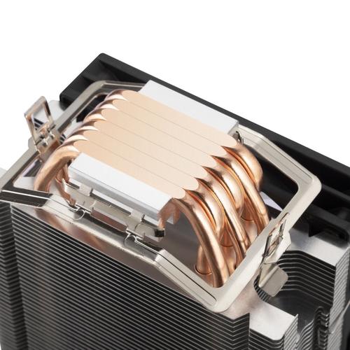 电脑内部散热与硬件性能