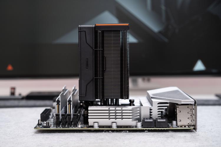 电脑硬件装机环境