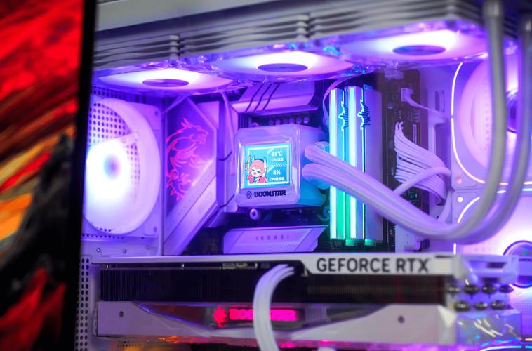 影驰星曜G360 无风扇版评测：2.4英寸IPS屏加持的白色一体式水冷