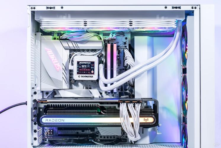 高性能电脑内部硬件