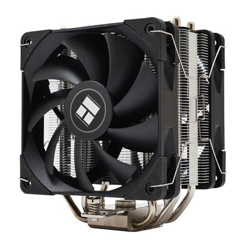 PC 机箱内部硬件与散热系统