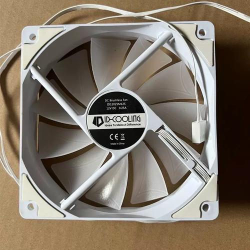 科技桌面与硬件配件