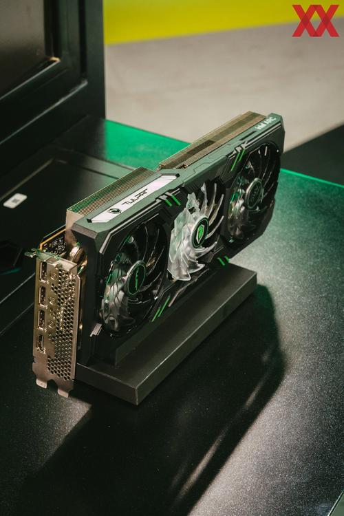 CPU与散热器安装场景