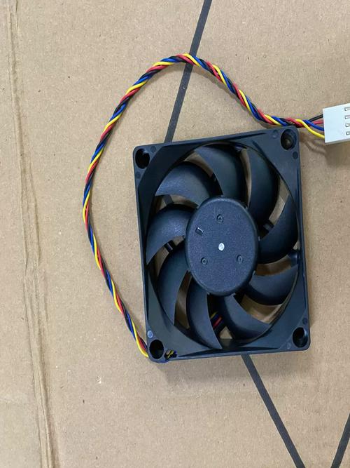 侧至柒BM6000 RGB评测:温控调速单风扇散热器,兼顾静音与装机氛围