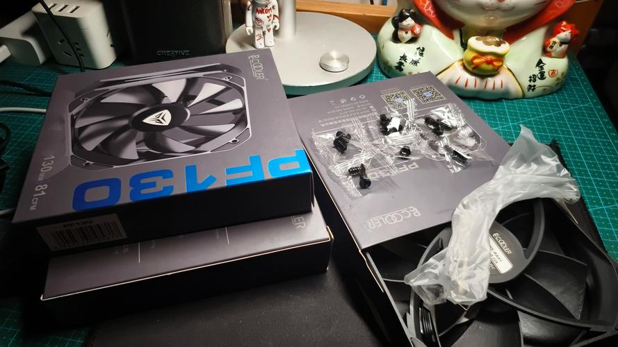 电脑性能测试与监控界面