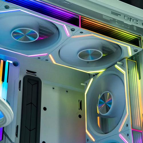 机箱内部风道与灯效