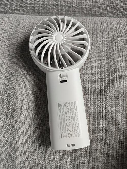 机箱内部散热风道示意