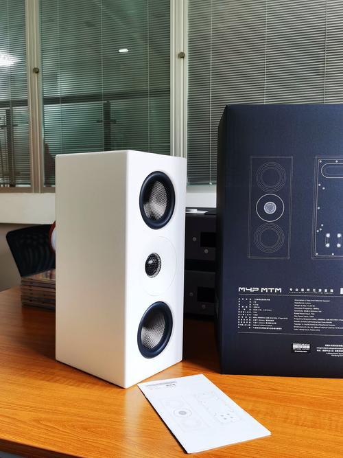 Bykski BFRDBHHTJX 300mm 评测：水冷散热定位清晰，1680RPM 带来务实取向