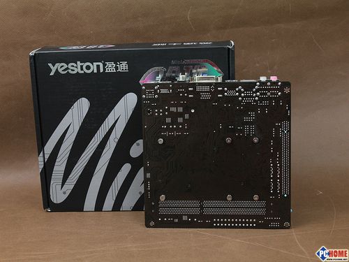 电脑维修与硬件组装场景