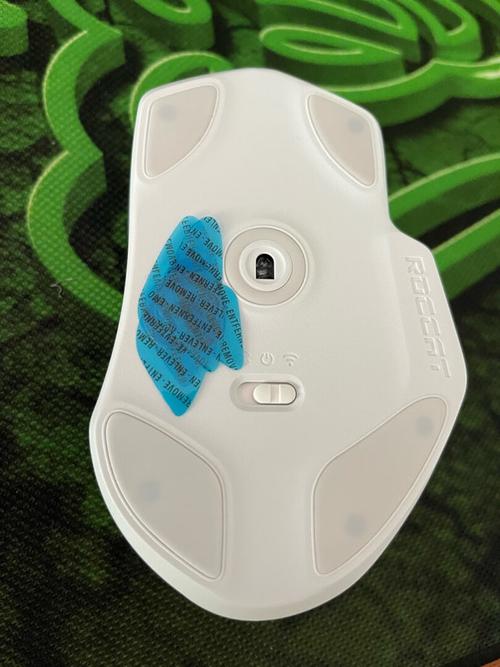 游戏外设与键盘鼠标桌面场景