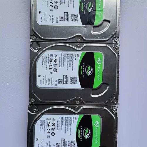 电脑内部硬件接口与存储设备