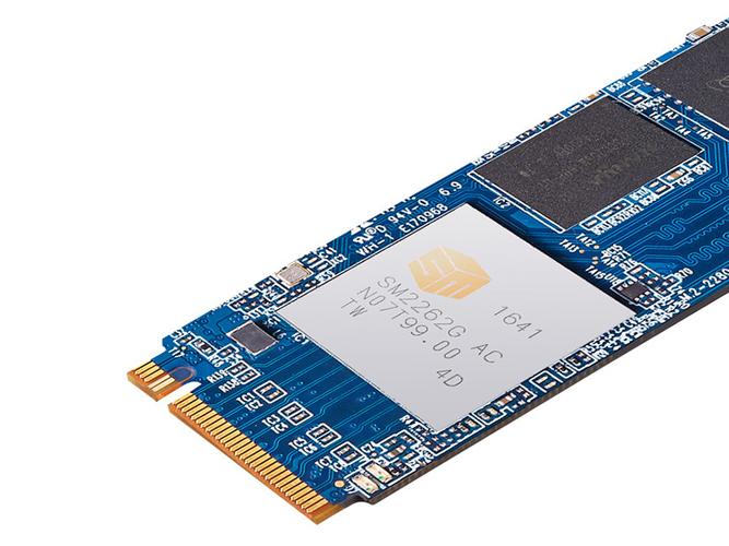 电脑硬件与存储设备安装环境