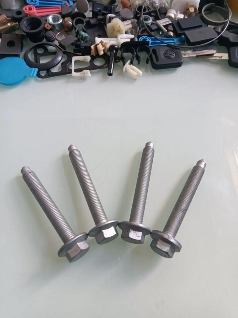 开发者工作台与电脑设备