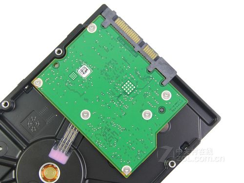 硬盘与电脑硬件组件