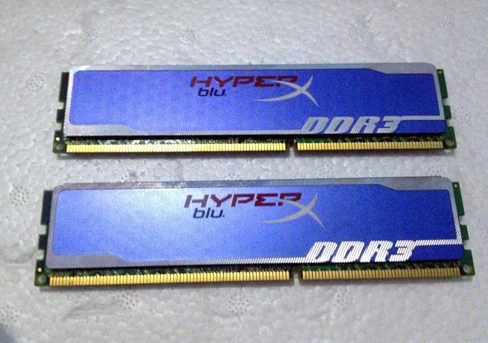 内存条与PC硬件细节图片