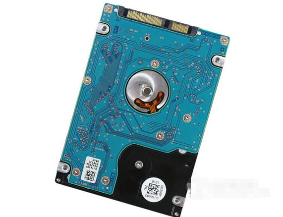 笔记本电脑与存储设备