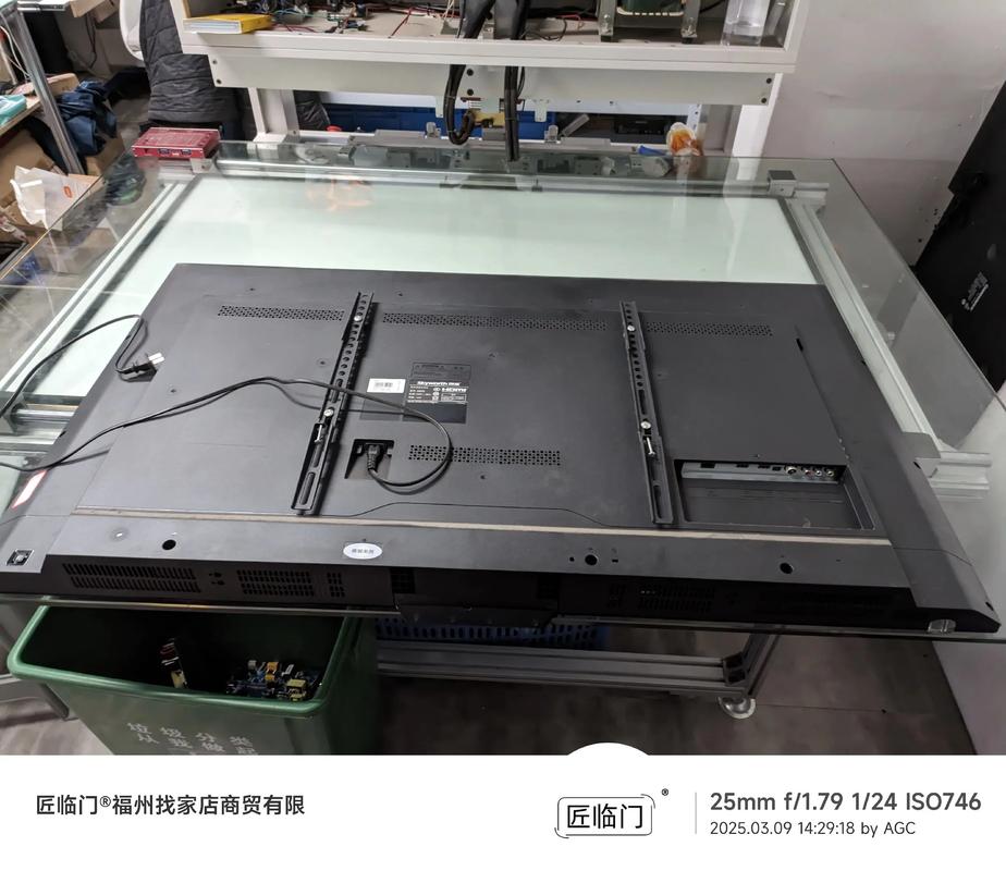 硬件设备安装场景