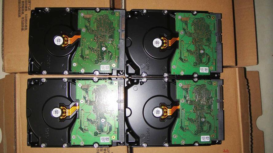 存储硬件与数据中心设备