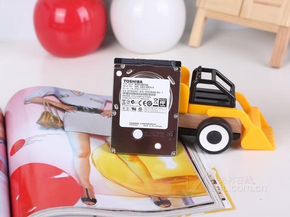 硬盘购买与电脑升级场景