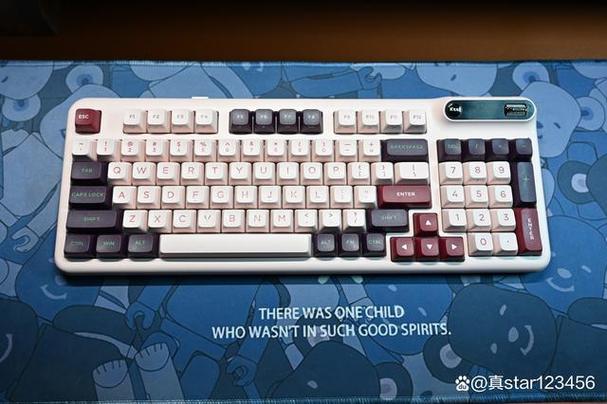 RGB 机械键盘氛围灯效