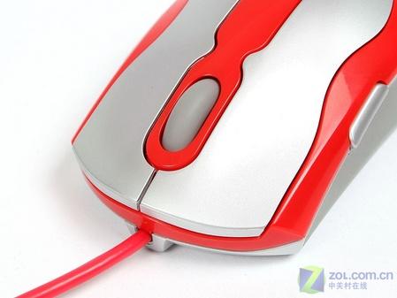 电脑外设与办公桌面场景