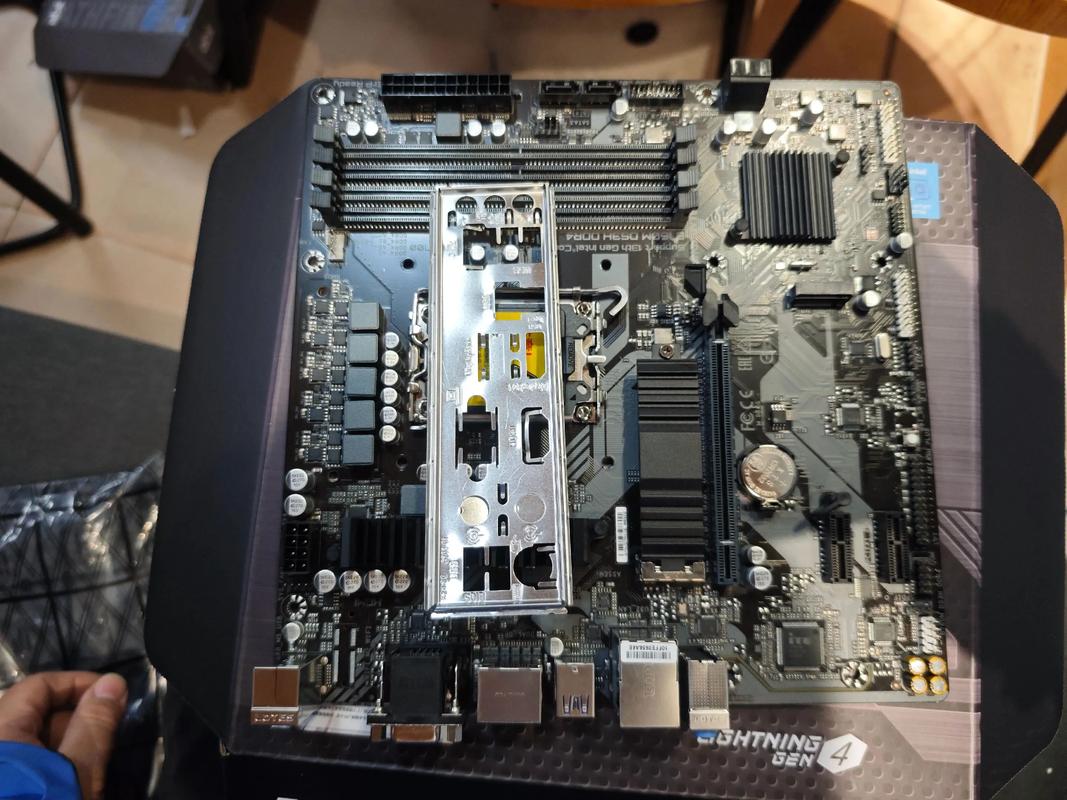 桌面电脑硬件装机环境