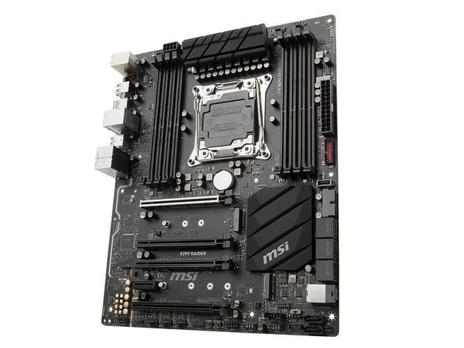 多显示器生产力工作站