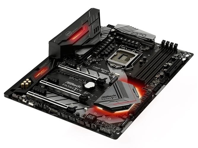 电脑硬件与主板安装场景