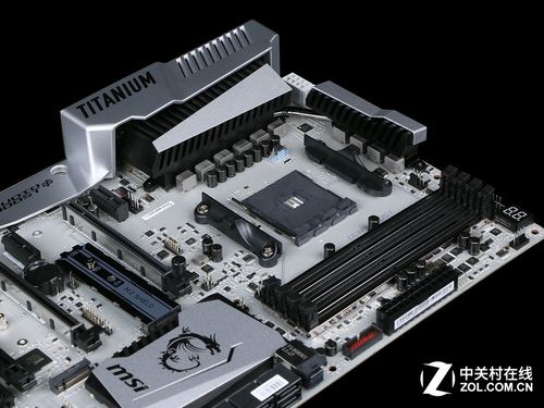 电竞主机与性能输出场景