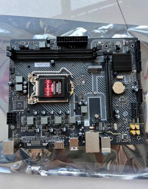 机箱内部散热与装机图片