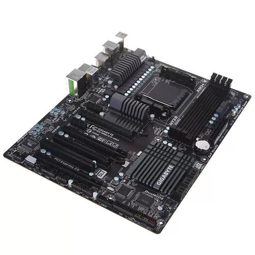 电脑主板芯片与散热装甲