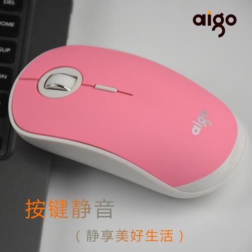 办公桌面上的外设购买场景