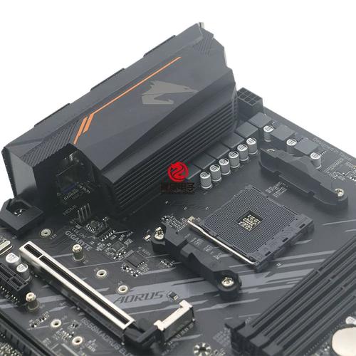 主板与电脑元件