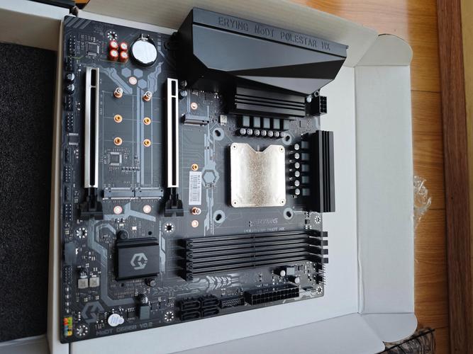 电脑风扇与散热结构