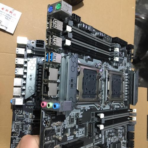 精粤X79双路大板评测：598元入门双路平台的扩展力与性价比