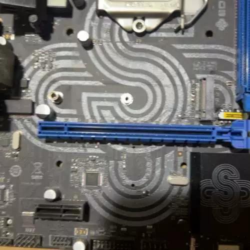 多屏办公与电脑性能使用场景