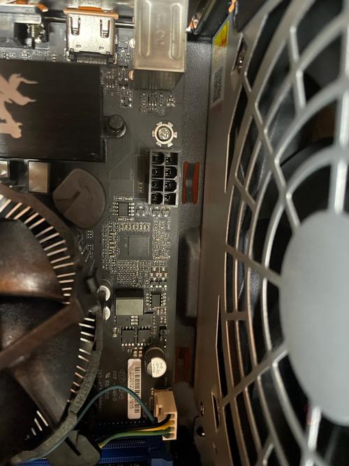 桌面电脑硬件装机场景