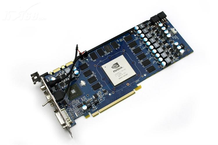 科技桌面与硬件选择