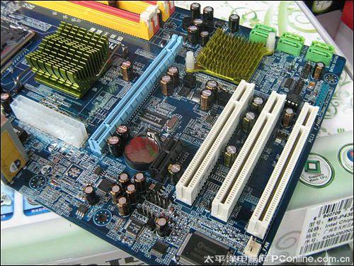 主板供电与散热器细节