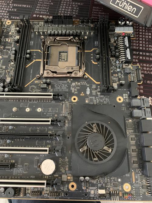 科技设备与电脑内部组件