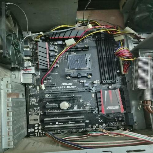 电脑主板装机环境
