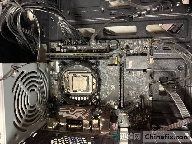 电脑硬件装机环境