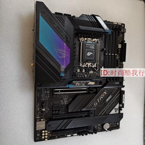 华硕ROG STRIX Z690-I GAMING WIFI 深度评测：Mini-ITX也能兼顾高性能与高扩展