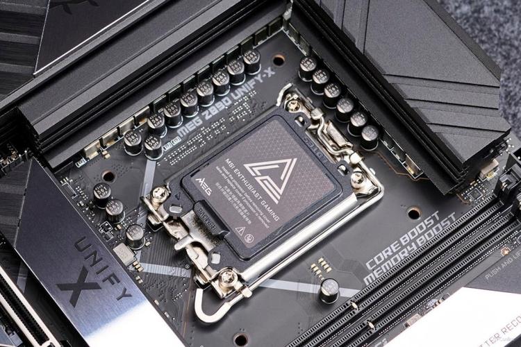 科技产品选购与评测场景